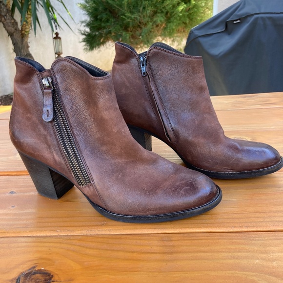 Paul Green Brown Zippered Heeled Booties Size 9 US Made in Austria UK 6.5 - Picture 1 of 11